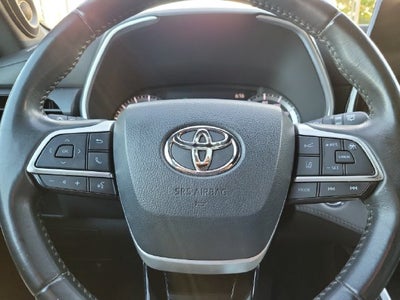 2022 Toyota Highlander XSE