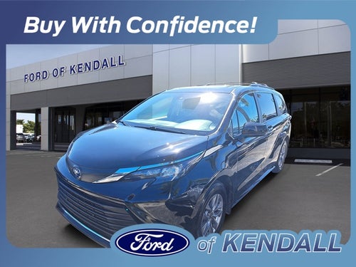 2024 Toyota Sienna XLE