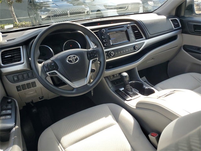 2018 Toyota Highlander LE