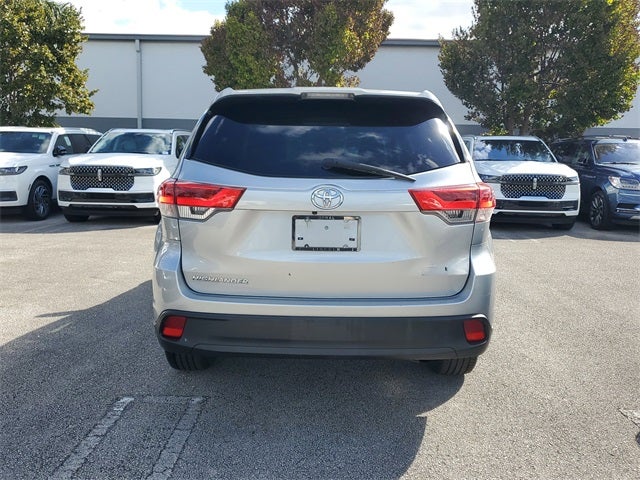 2018 Toyota Highlander LE