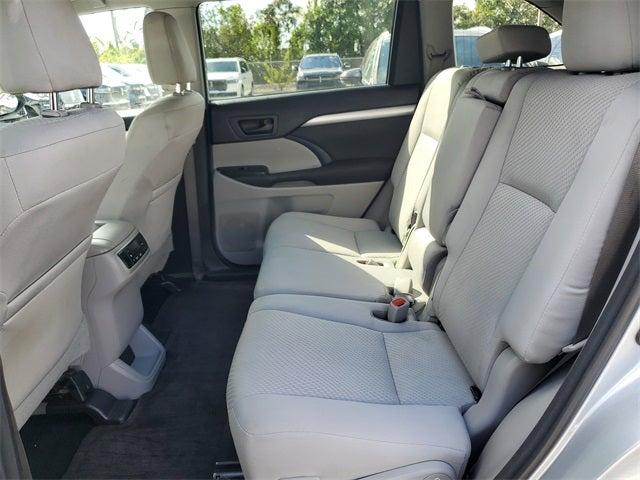 2018 Toyota Highlander LE