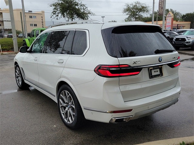 2023 BMW X7 xDrive40i