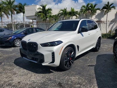 2025 BMW X5 M60i