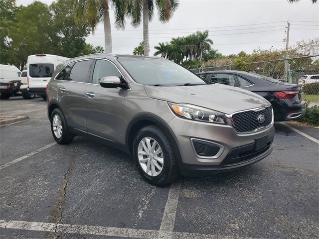 2017 Kia Sorento LX
