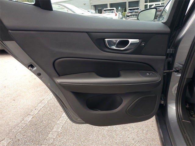 2021 Volvo S60 T5 Momentum