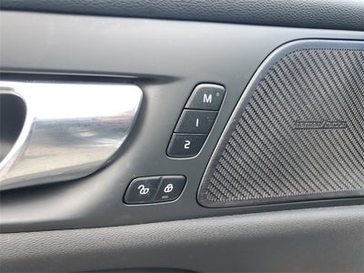 2021 Volvo S60 T5 Momentum