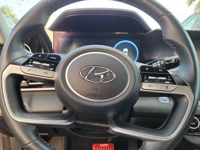 2022 Hyundai Elantra Limited