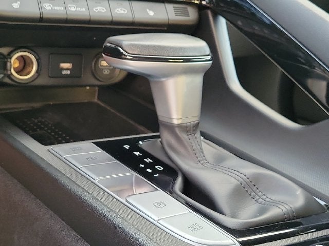 2022 Hyundai Elantra Limited
