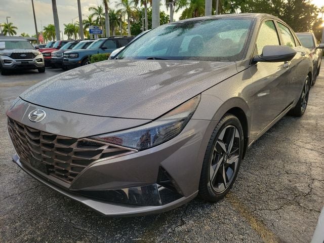 2022 Hyundai Elantra Limited