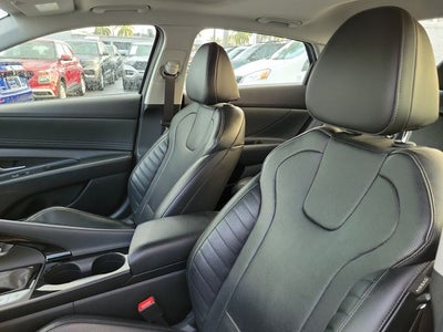 2022 Hyundai Elantra Limited