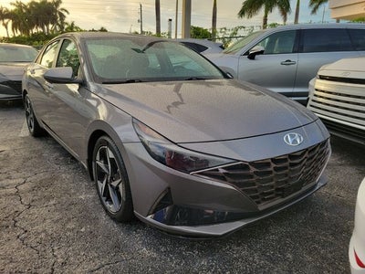 2022 Hyundai Elantra Limited