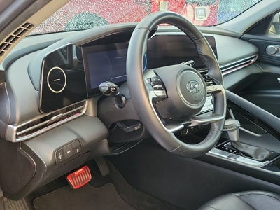 2022 Hyundai Elantra Limited