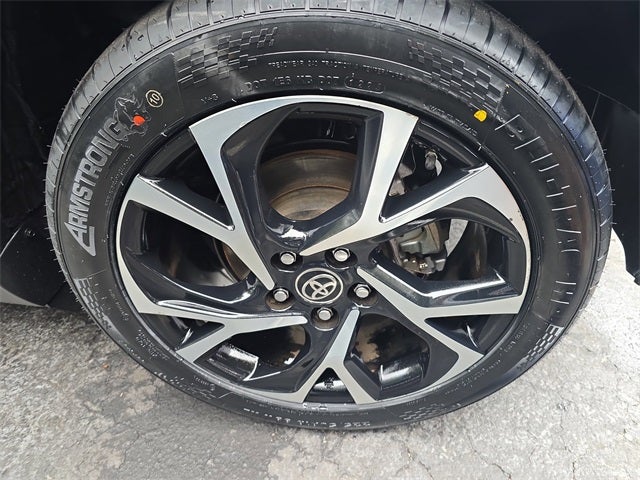 2021 Toyota C-HR XLE