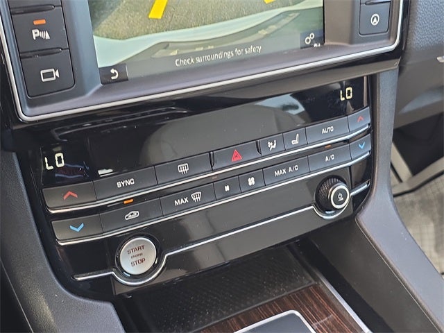 2017 Jaguar F-PACE 35t Prestige