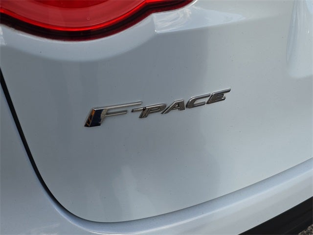 2017 Jaguar F-PACE 35t Prestige