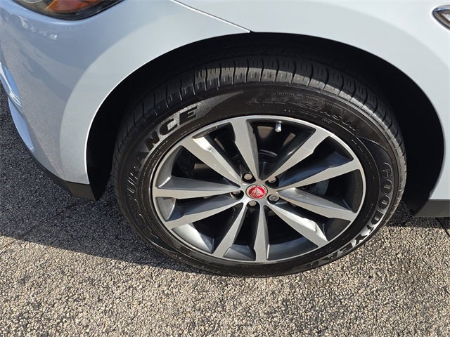 2017 Jaguar F-PACE 35t Prestige