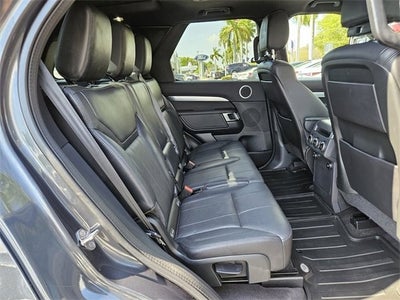 2020 Land Rover Discovery Landmark Edition