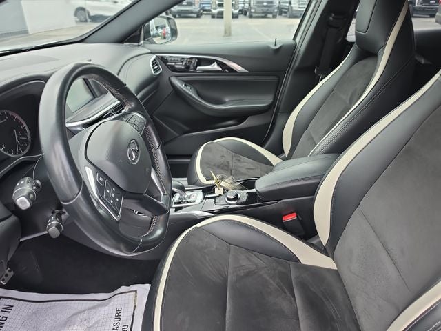 2019 INFINITI QX30 Sport
