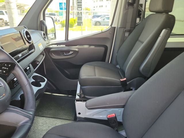 2025 Mercedes-Benz Sprinter 2500 Passenger 170 WB High Roof