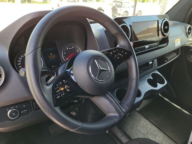 2025 Mercedes-Benz Sprinter 2500 Passenger 170 WB High Roof