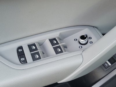 2025 Audi Q5 40 Premium quattro