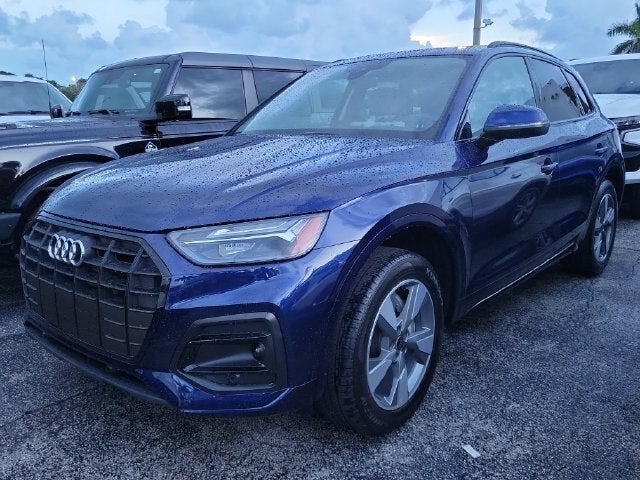2025 Audi Q5 40 Premium quattro
