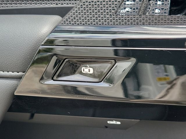 2024 BMW 7 Series 740i