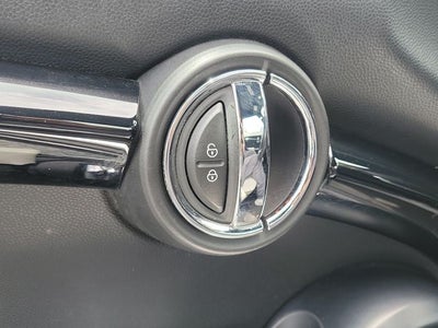 2016 MINI Cooper S Base