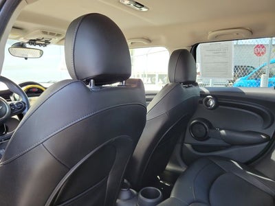 2017 MINI Cooper Base