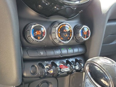 2017 MINI Cooper Base