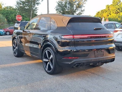 2024 Porsche Cayenne Base