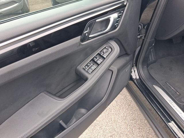 2019 Porsche Macan S