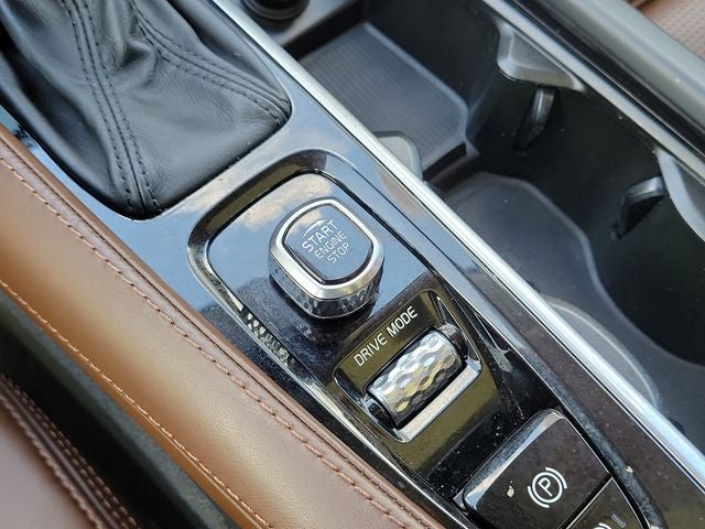 2019 Volvo XC90 T6 Inscription