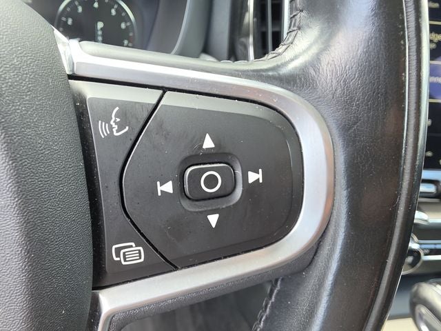 2018 Volvo XC60 T6 Momentum
