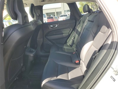 2018 Volvo XC60 T6 Momentum