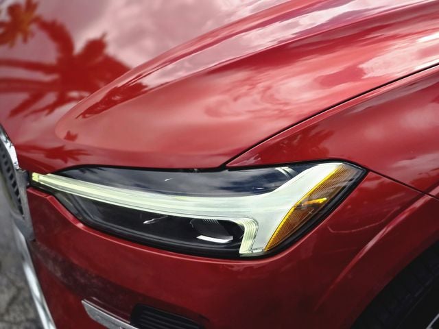 2022 Volvo XC60 B5 Inscription